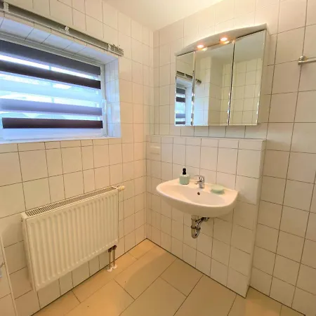 Ferienhaus Ruegenliebe 02 شقة Granitzhof